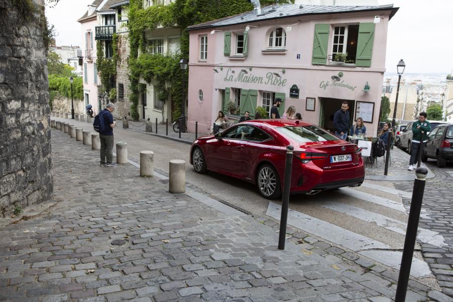  Lexus RC300h 2018 года  (WW) (фото 20 из 139)